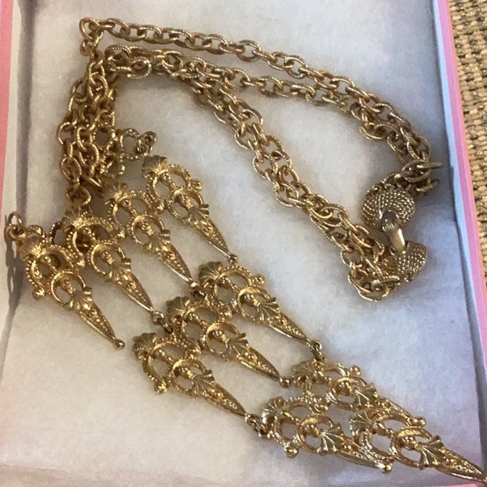 Big statement heavy necklace golden